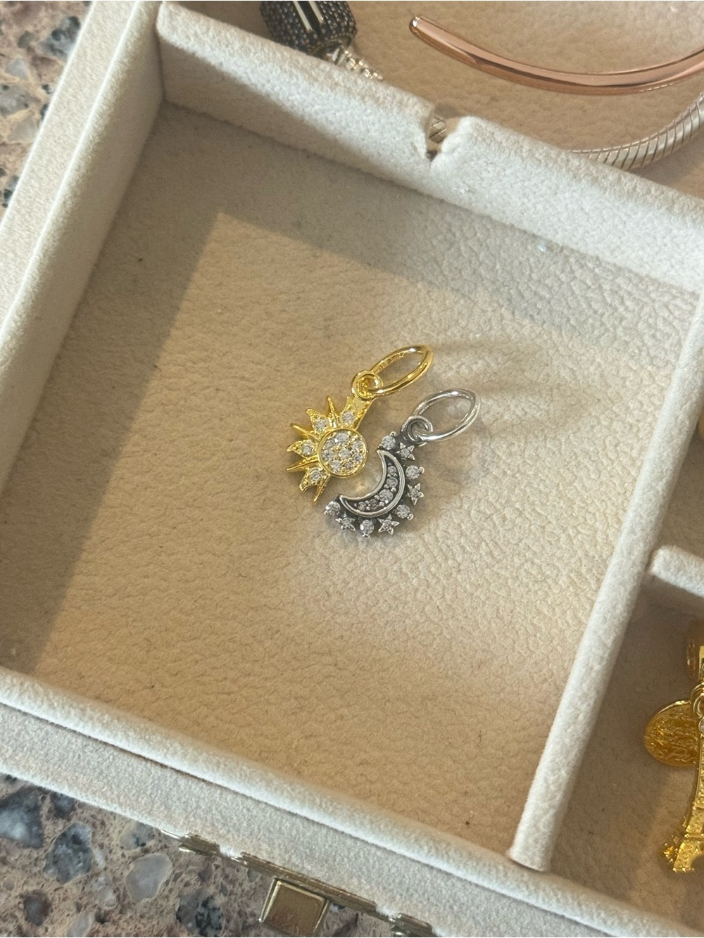 Pandora sun and moon charm